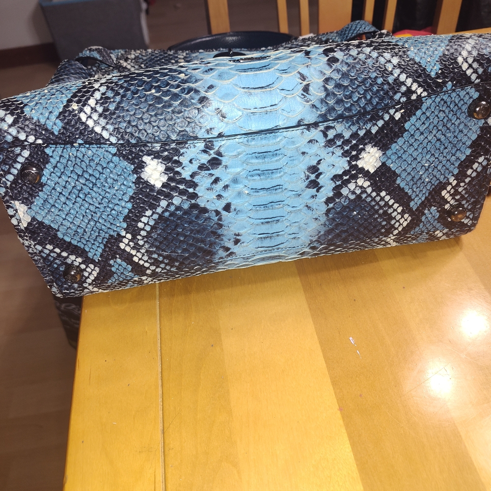 Blue Python-Print Top-Handle Women’s Bag - image 8